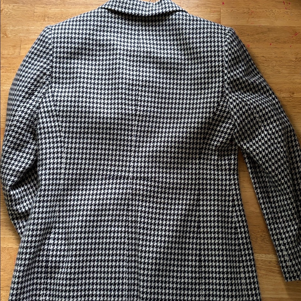Larry Levine Black and White Houndstooth Blazer - Picture 4 of 4
